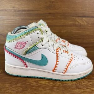 Jordan 1 mid GS multi knit Leather Sneakers Women’s Size 7 (5.5Y) Shoes